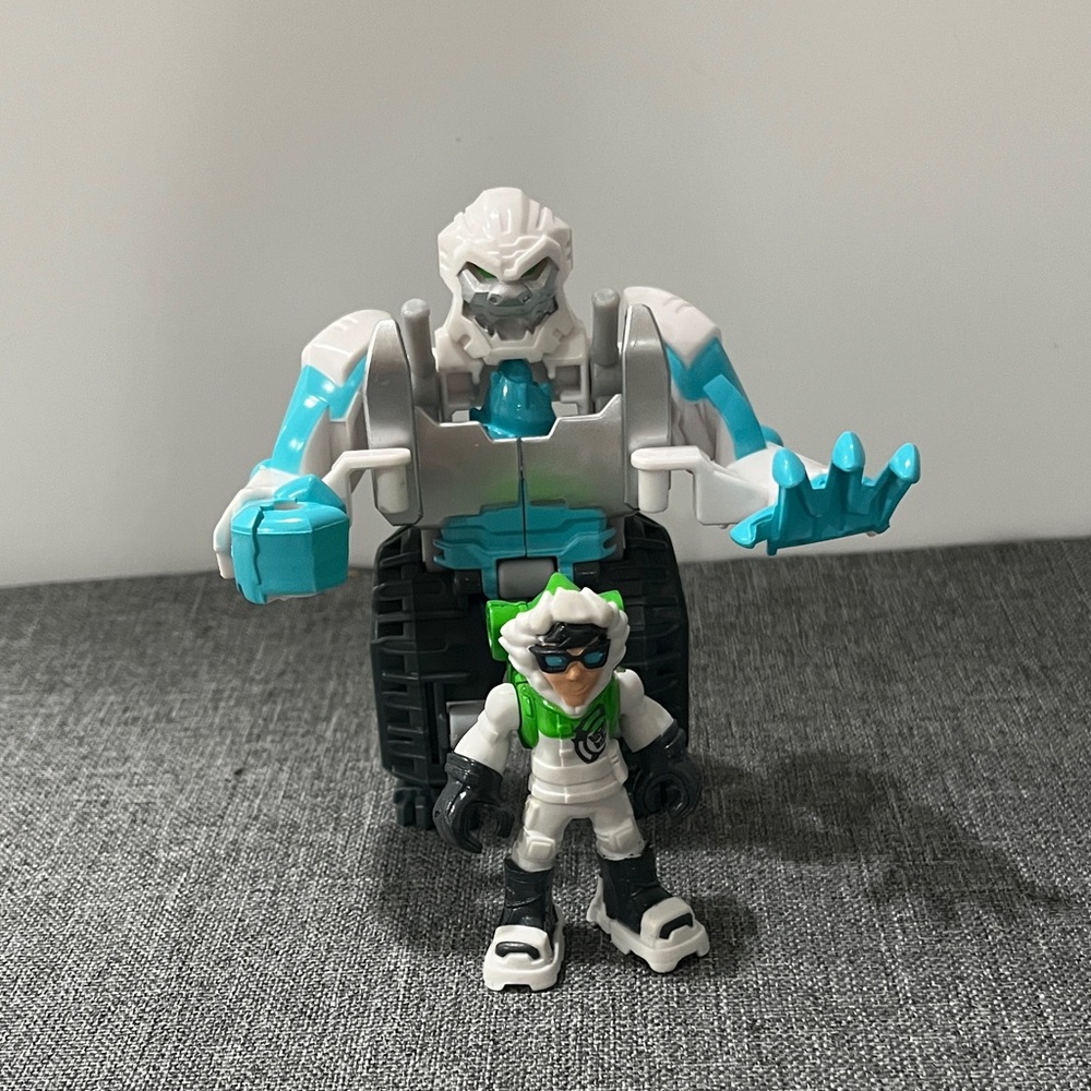 Transformer Rescue Bots Arctic Yeti